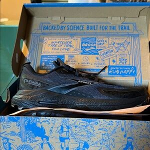 Brooks Cascadia 18 Women's Trail Shoes - Black